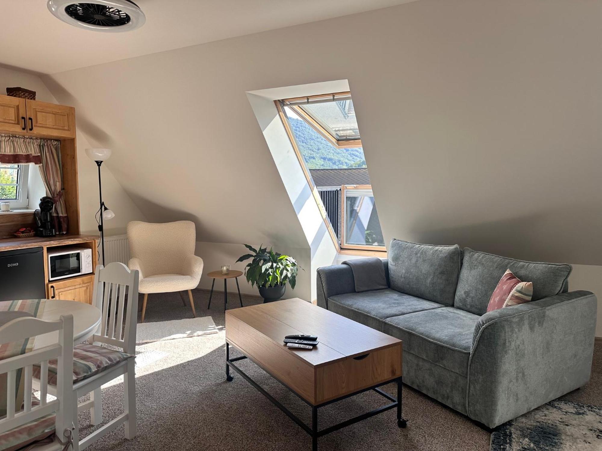 Apartmany Hanicka Hejnice Buitenkant foto
